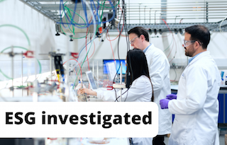 Investigating an ESG index illustrated by an image of scientists in a lab